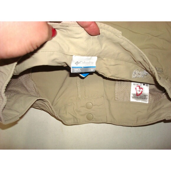 Womens M New NWT Columbia Khaki Tan Hike Shorts Pockets UPF 30 Trail Play Point - Picture 7 of 7